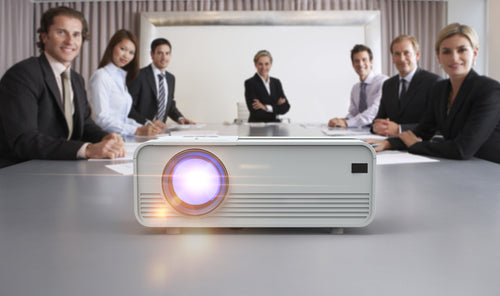 Technaxx Mini-LED Beamer – Tragbar, 2000 Lumen, HD-Auflösung