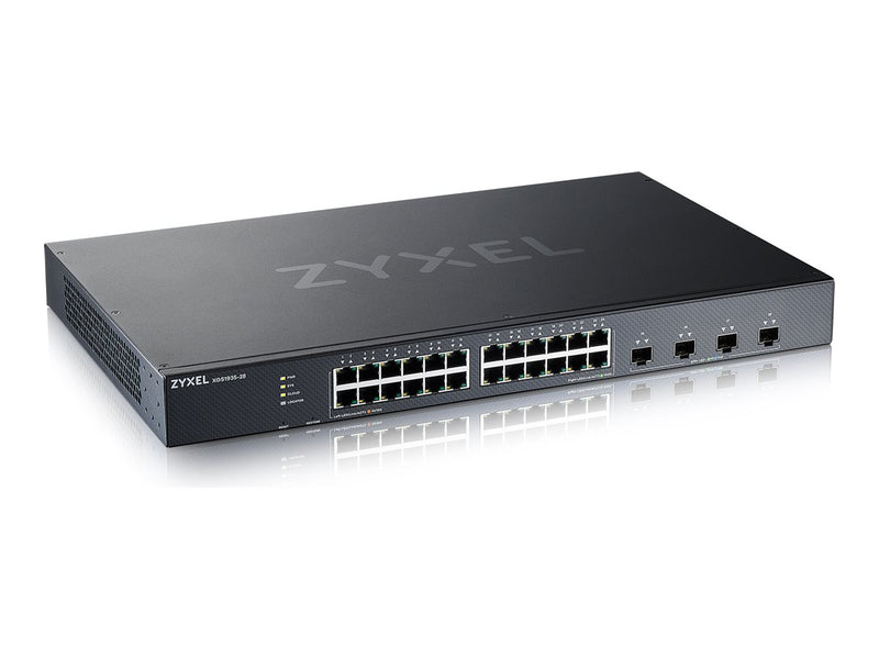 Zyxel 28-Port Switch – Smart Management, 10G Uplink