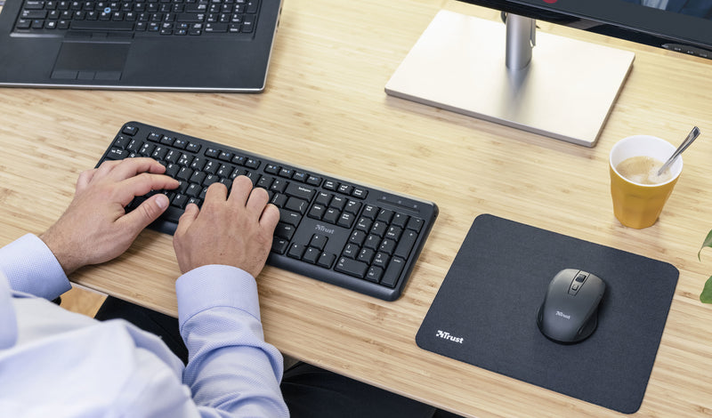 Trust Ody Kabellose Tastatur – Spritzwasserschutz, USB-Empfänger