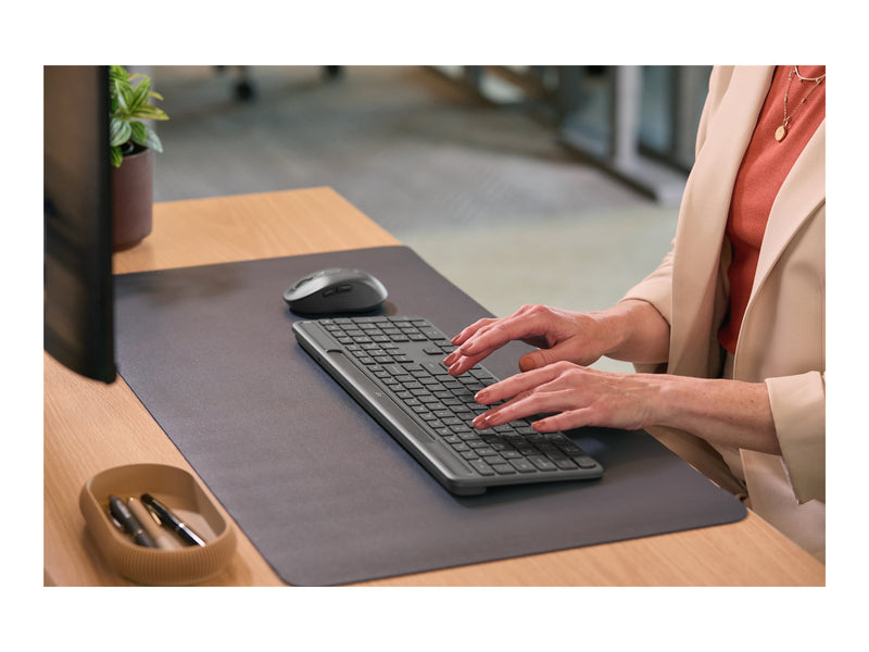 Logitech Kabellose Tastatur – Solar, Bluetooth, USB-C