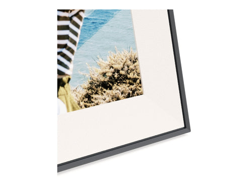 Aura Digitaler Fotorahmen – 30 cm Display, Wi-Fi-fähig