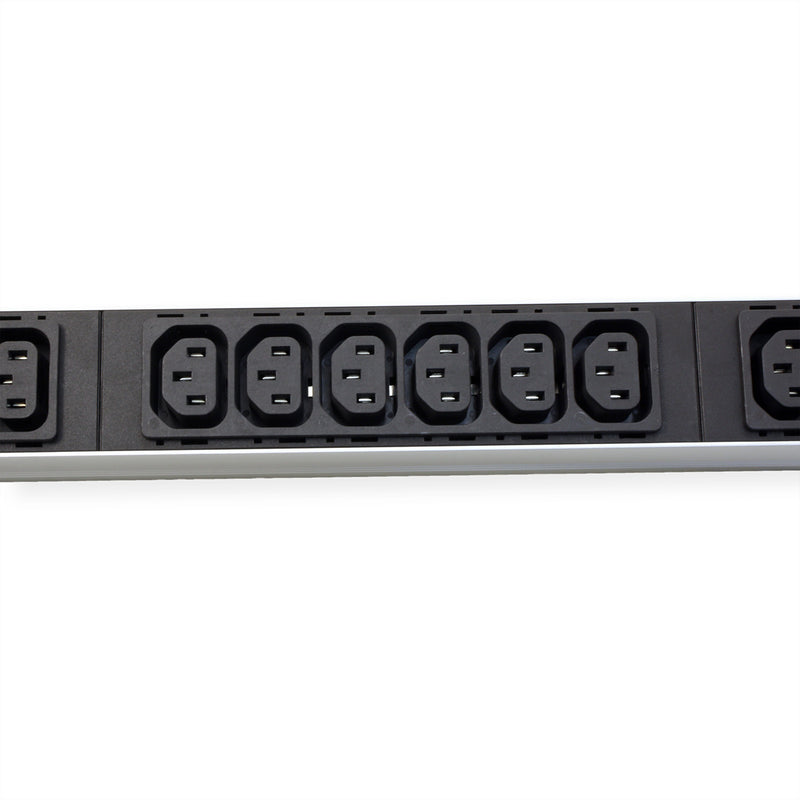 BACHMANN Stromverteiler – 24xC13 Anschlüsse, einfache Installation