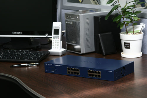 Netgear 16-Port Gigabit Switch – Energieeffizient, Plug-and-Play