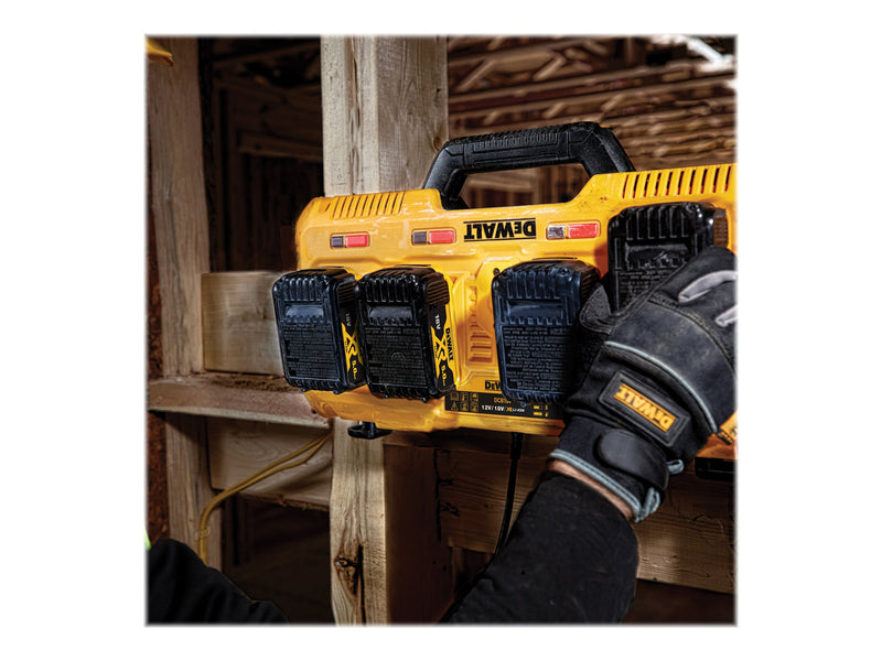 DEWALT Akku-Ladegerät – Schnellladung für 4 Werkzeuge