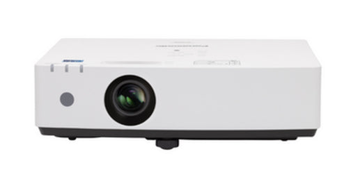 Panasonic 3-LCD-Projektor – 4600 Lumen, integrierter Lautsprecher