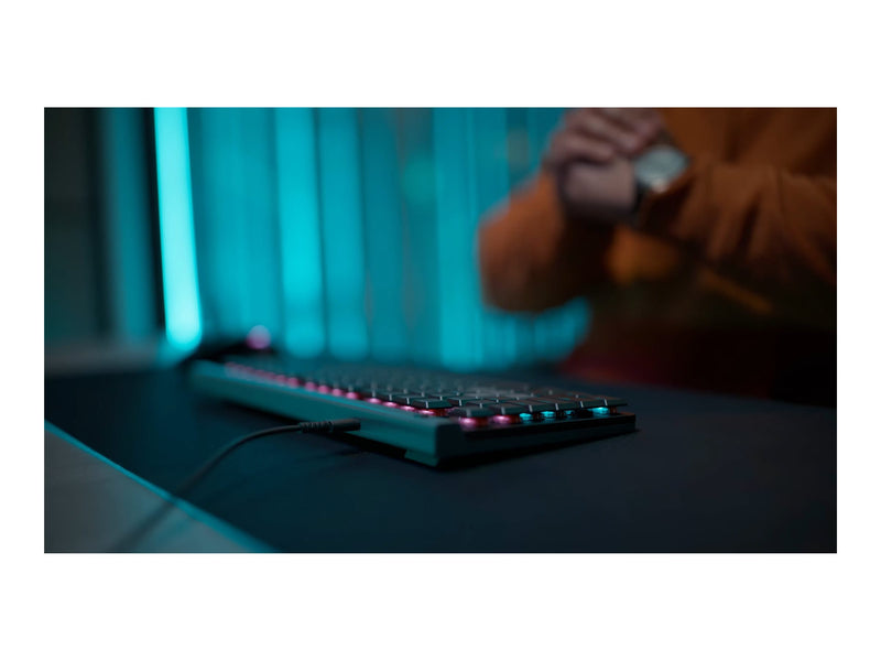 Logitech Gaming-Tastatur – Flaches Design, Hintergrundbeleuchtung