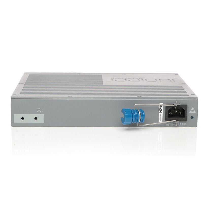 Juniper Netzwerk-Switch – Kompakt und geräuschlos für kleine Büros