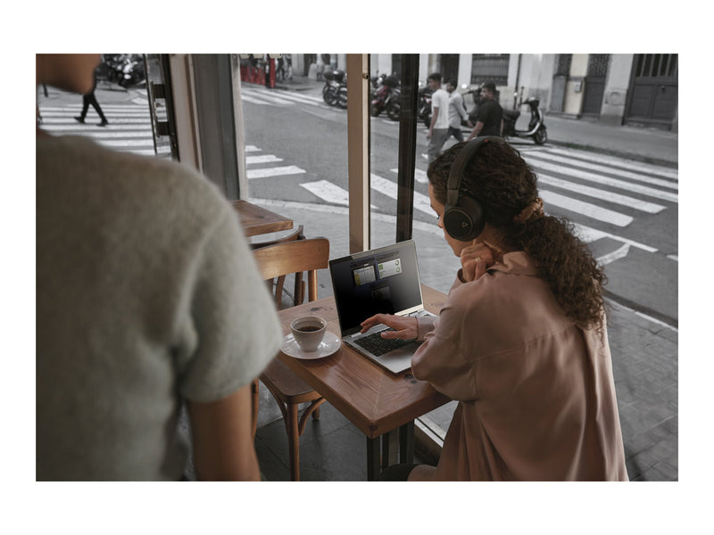 HP EliteBook Notebook – KI-gestützt, 177-Grad Scharnier, 32GB RAM, 1TB SSD