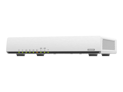 QNAP WLAN-Router – 10G Wi-Fi 6, geräuschlos, ideal für Home Office